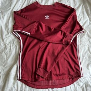 Maroon oversized adidas shirt